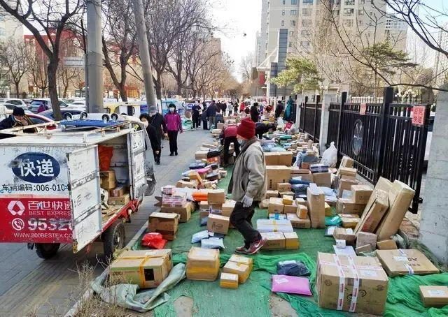 李克強主持召開國務院常務會議,保障交通物流暢通